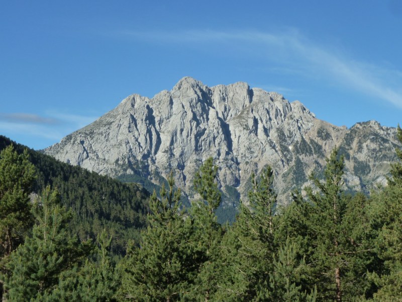 Cara nord del Pedraforca mentre em dirigeixo cap al pas de la Cabra 